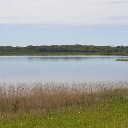 8 Person In Logstor-by Traum