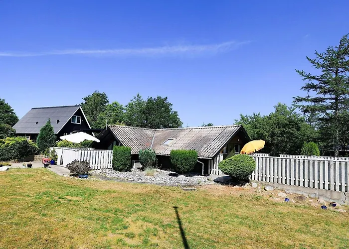 8 Person In Logstor-by Traum Logstor